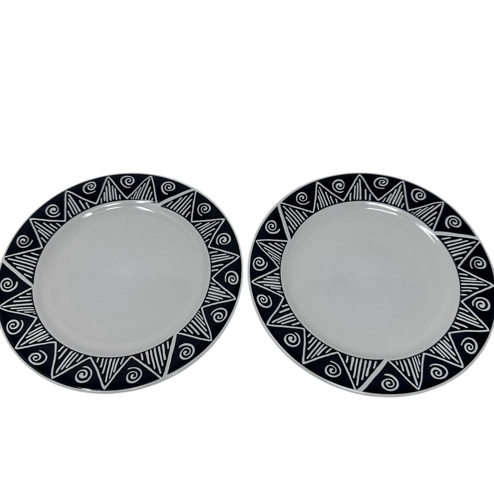 2 Oneida Majestic Ware Shadow Pattern - Luncheon Salad Plates 7.5”